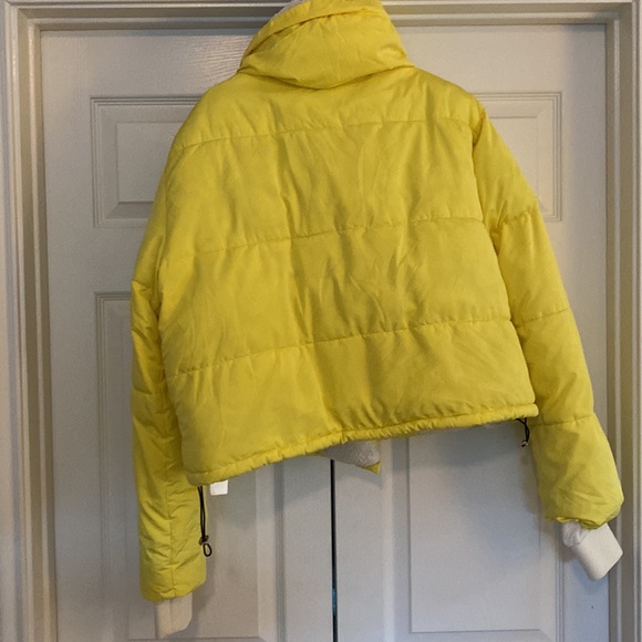 BDG Urban Outfitters Yellow Puffer - Picture 3 of 7